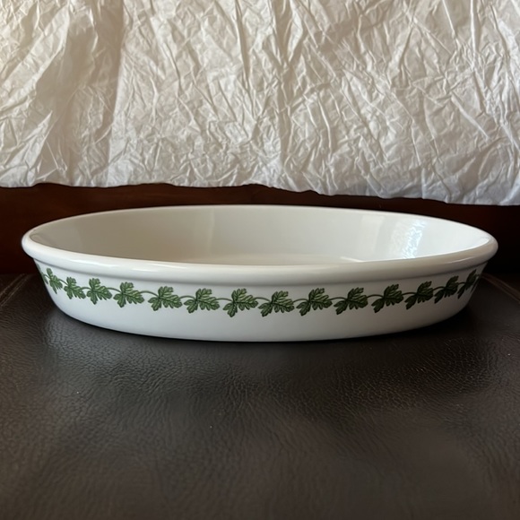 Pomona Portmeirion Oval Dish Designed by Susan Williams “Hoary Morning Apple” - Picture 3 of 7
